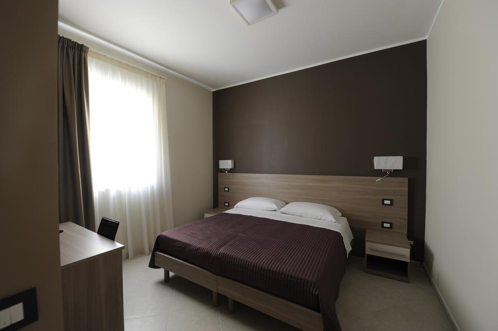 Guest House San Domenico Augusta Szoba fotó